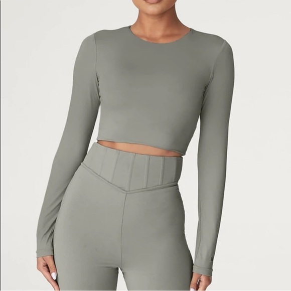 Meshki Tops - Meshki Emely  Fitted Long Sleeve Crop Top